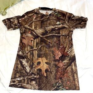 Camo starter shirt size medium